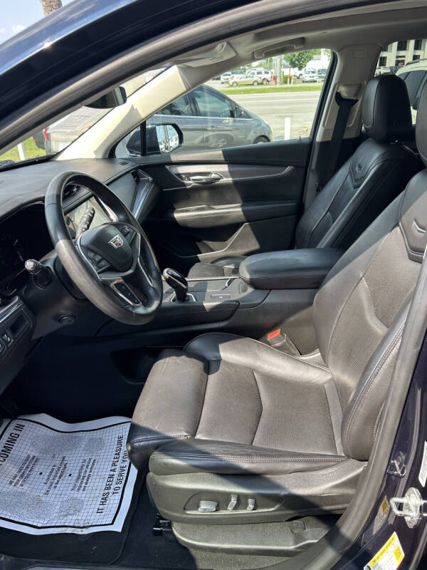 2017 Cadillac XT5 Luxury