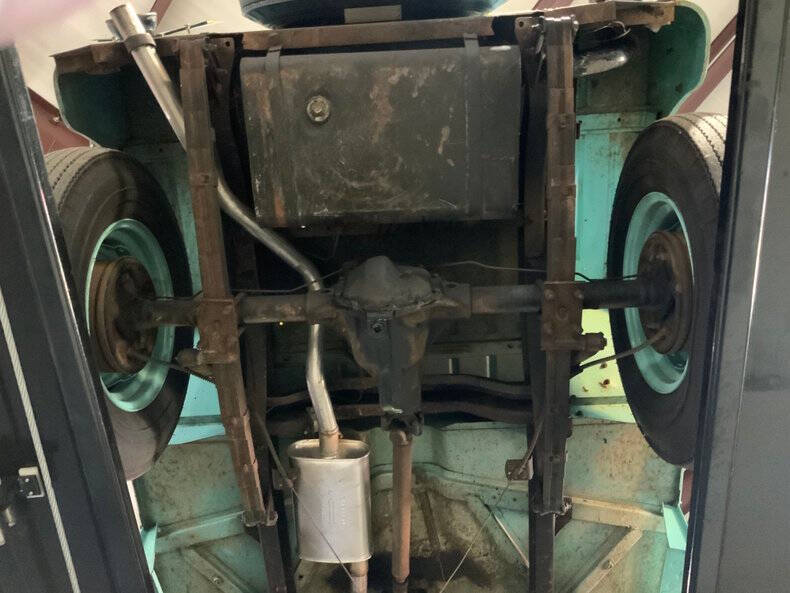 1960 Willys Surrey Gala