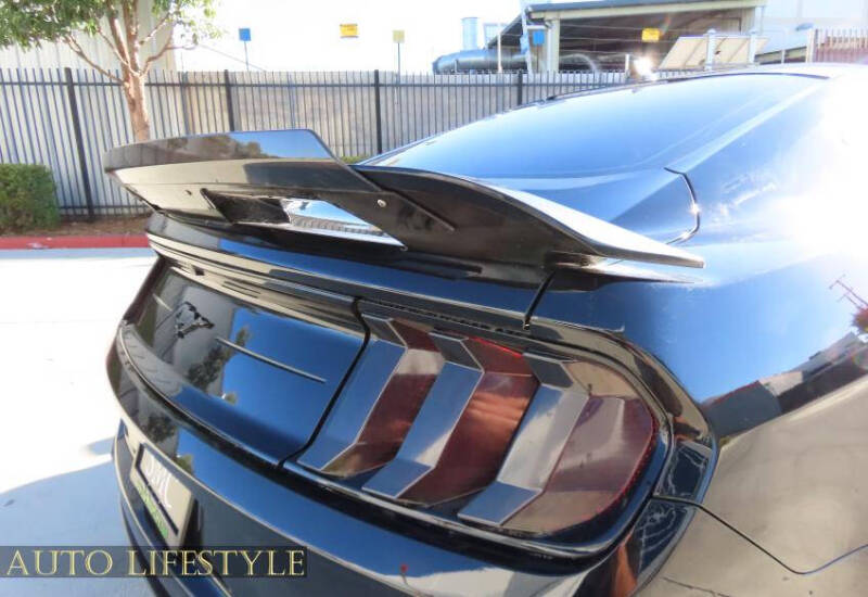 2022 Ford Mustang EcoBoost