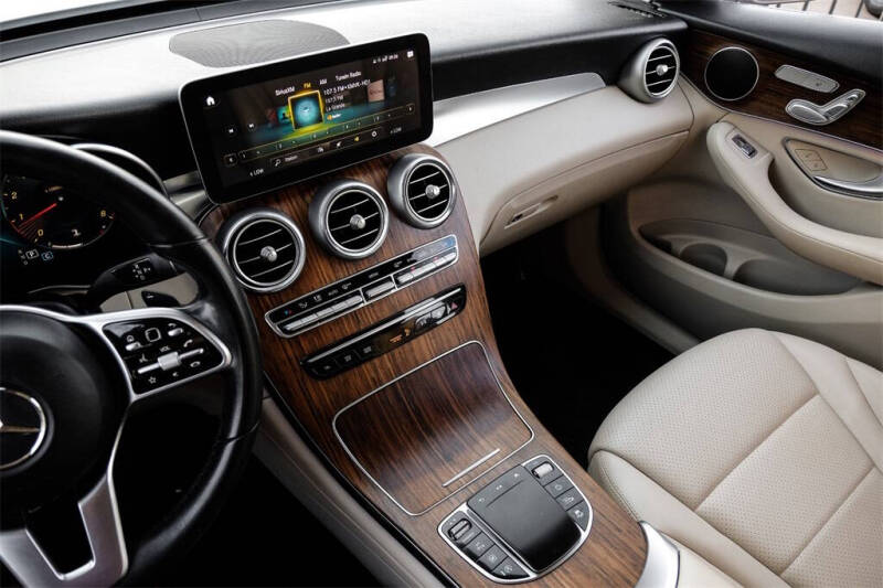 2022 Mercedes-Benz GLC GLC 300