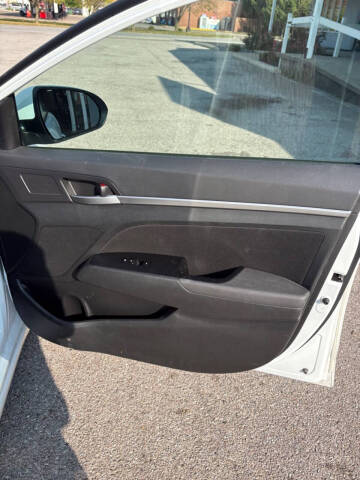 2020 Hyundai Elantra