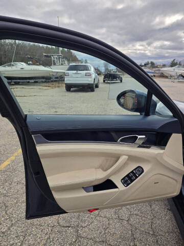 2012 Porsche Panamera 4