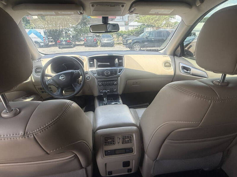 2017 Nissan Pathfinder S