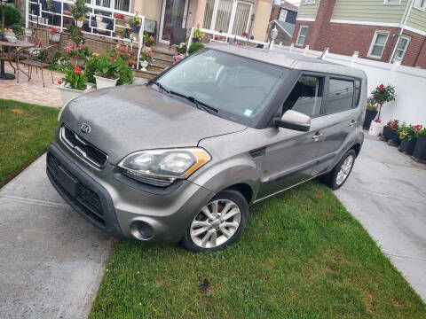 2013 Kia Soul +