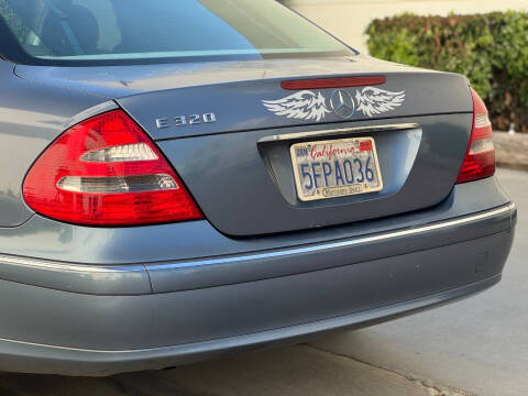2004 Mercedes-Benz E-Class E 320
