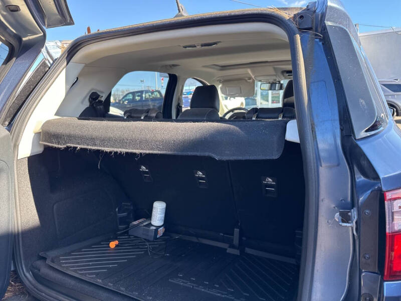 2022 Ford EcoSport SES