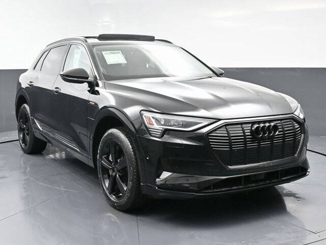 2019 Audi e-tron quattro Prestige