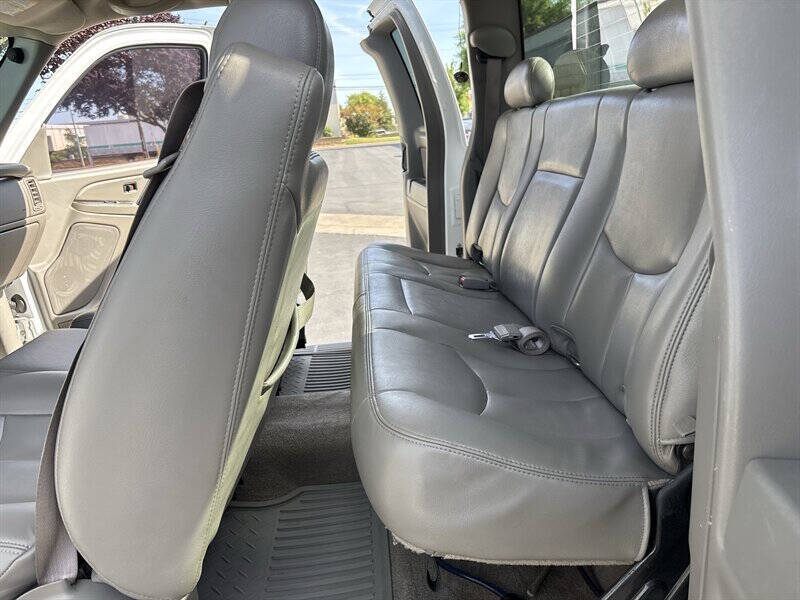 2005 GMC Sierra 2500HD