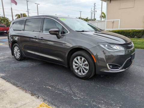 2018 Chrysler Pacifica Touring Plus