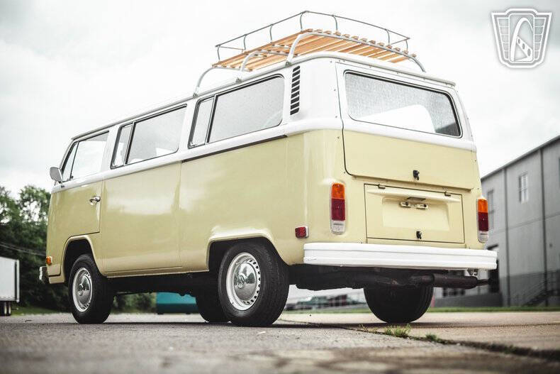 1975 Volkswagen Bus