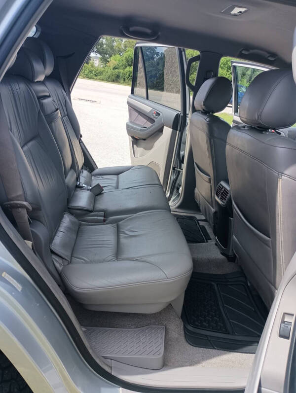 2004 Toyota 4Runner SR5