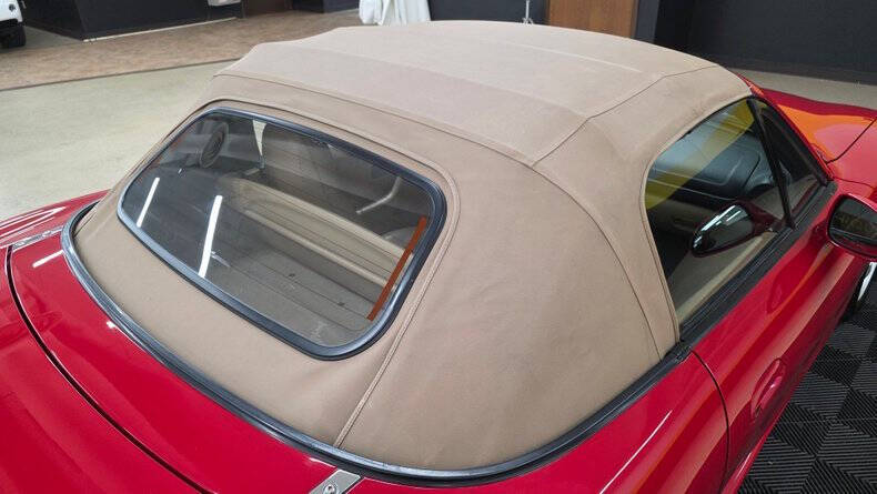 2000 Mazda MX-5 Miata