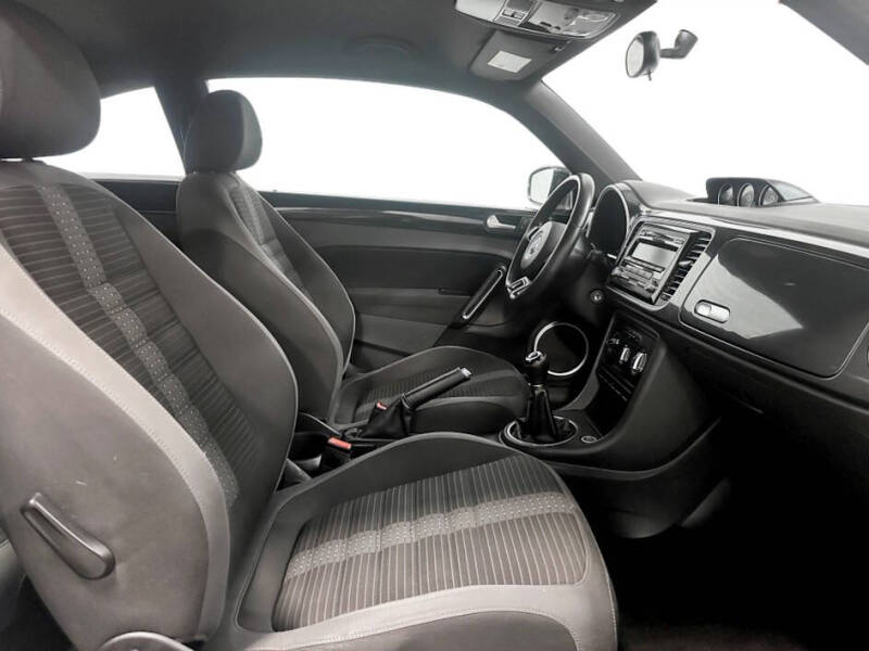 2012 Volkswagen Beetle