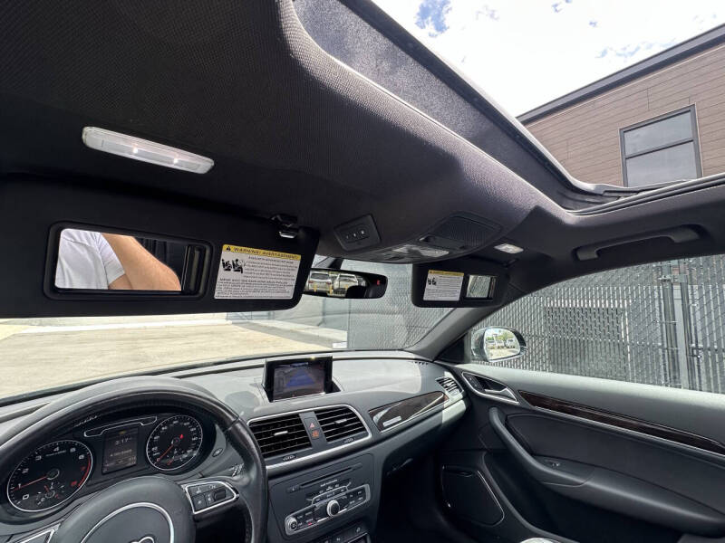 2015 Audi Q3 2.0T quattro Prestige