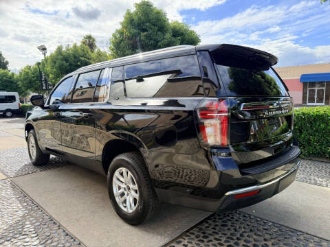 2021 Chevrolet Suburban LT