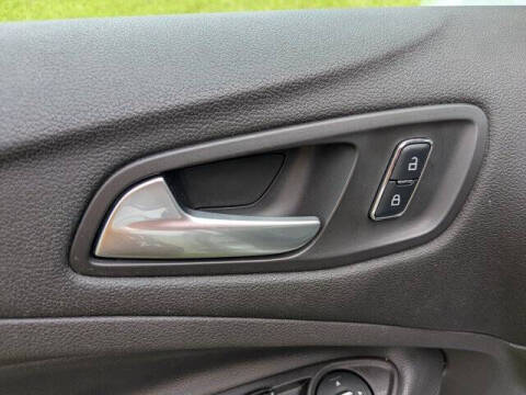 2015 Ford C-MAX Hybrid SE