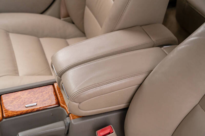 2001 Audi A8 L quattro