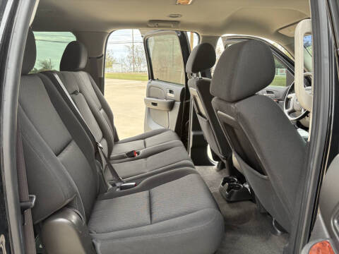 2012 Chevrolet Suburban LS 2500