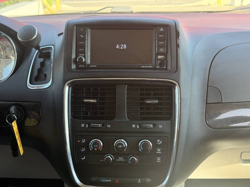 2019 Dodge Grand Caravan SE