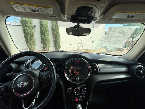 2017 MINI Hardtop 4 Door Cooper