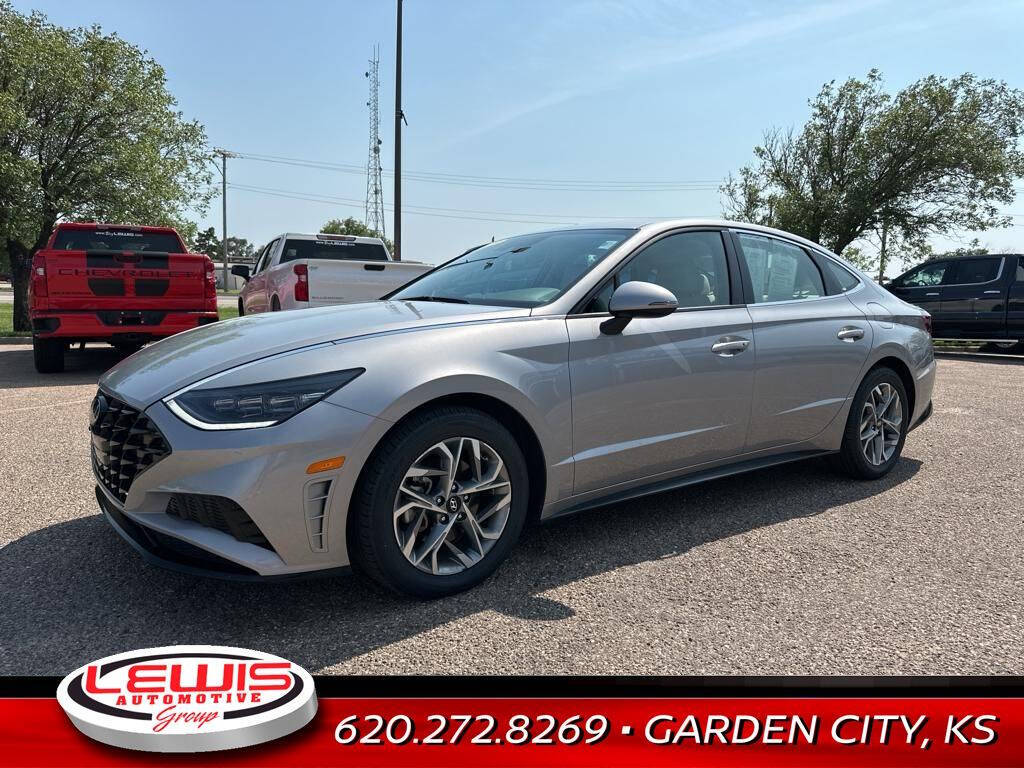 2023 Hyundai SONATA for sale at Lewis Chevrolet of Garden City in Garden City, KS