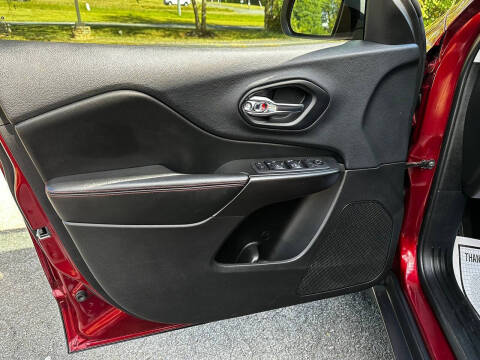 2019 Jeep Cherokee Trailhawk