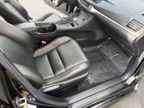 2012 Lexus CT 200h Premium