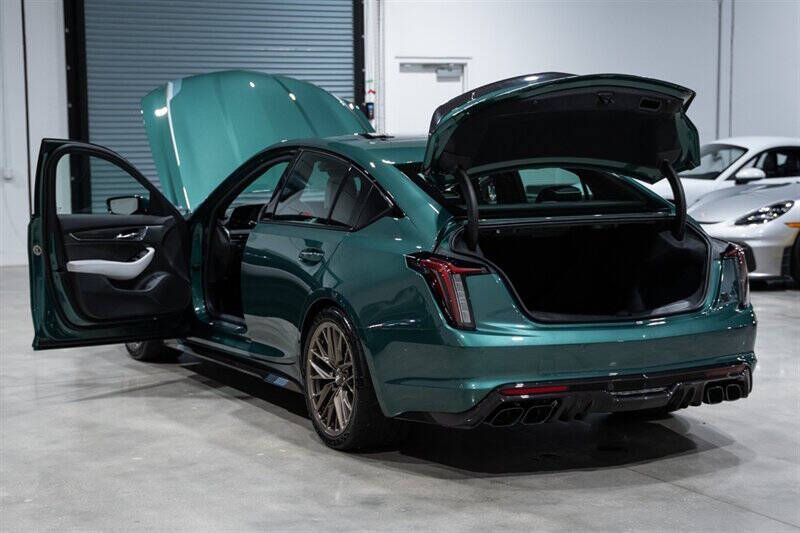 2025 Cadillac CT5-V Blackwing