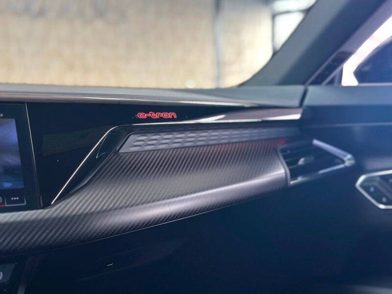 2022 Audi e-tron GT quattro Prestige