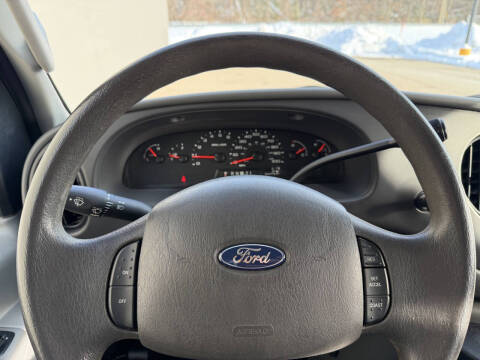 2007 Ford E-Series E-150 XLT