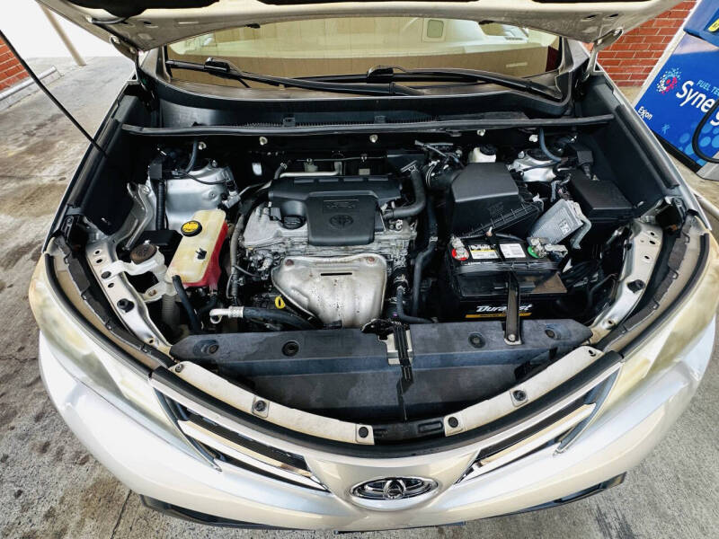 2013 Toyota RAV4 XLE