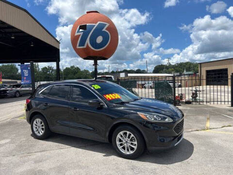 2020 Ford Escape SE
