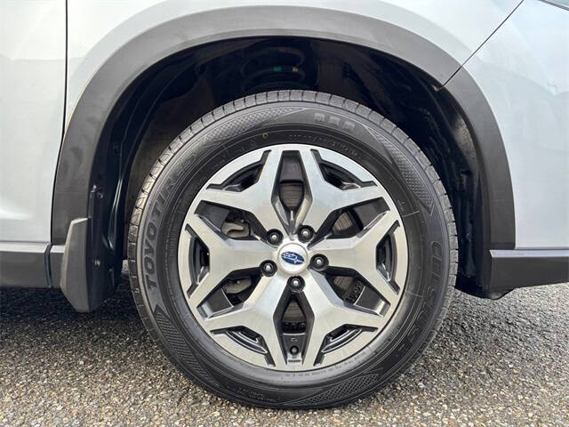 2024 Subaru Forester Premium