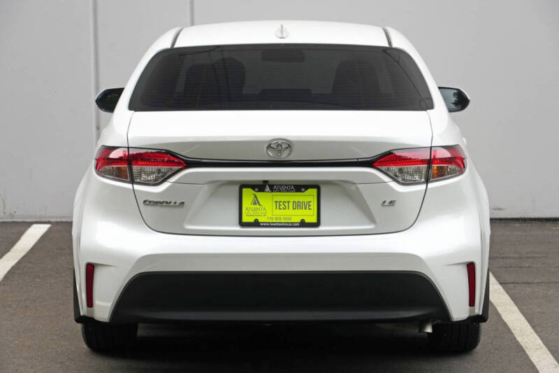 2025 Toyota Corolla LE