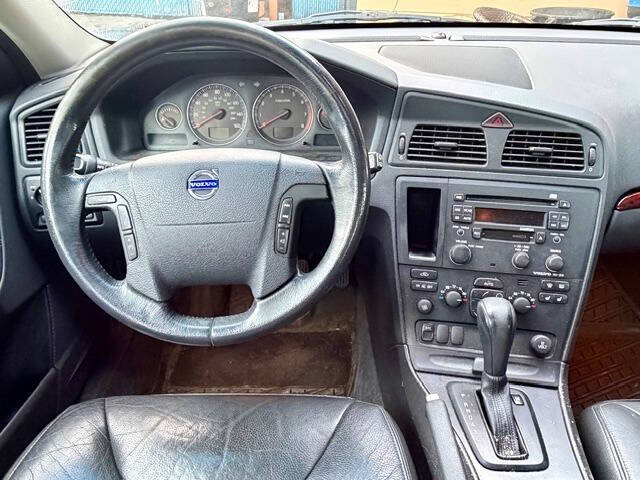 2004 Volvo V70 2.4