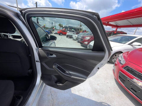 2016 Ford Focus SE