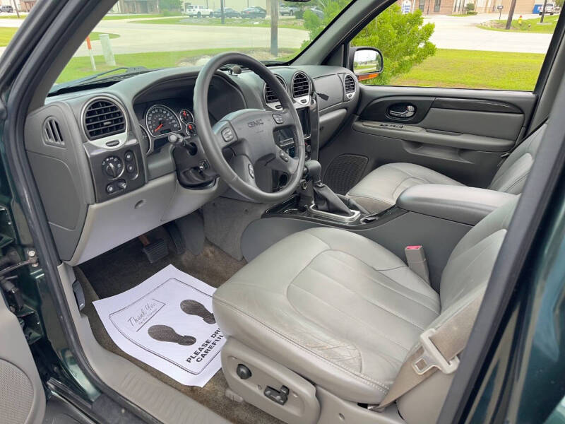 2004 GMC Envoy XUV SLT