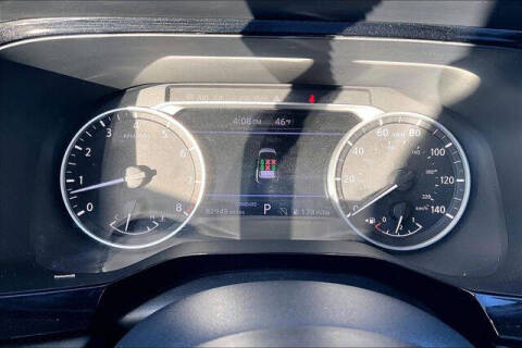 2022 Nissan Pathfinder SV