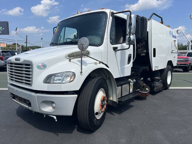 2016 Freightliner M2 106