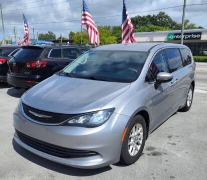 2017 Chrysler Pacifica for sale at H.A. Twins Corp in Miami FL