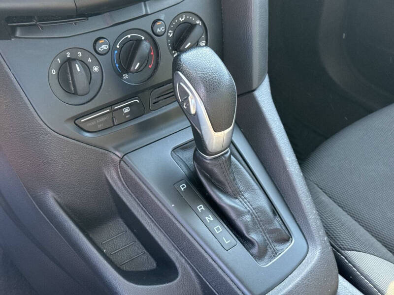 2014 Ford Focus S