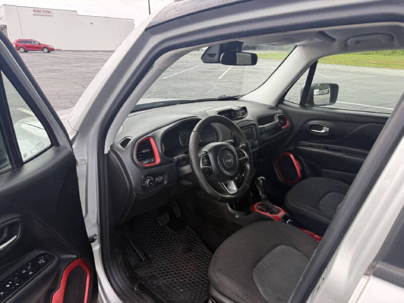 2017 Jeep Renegade Trailhawk