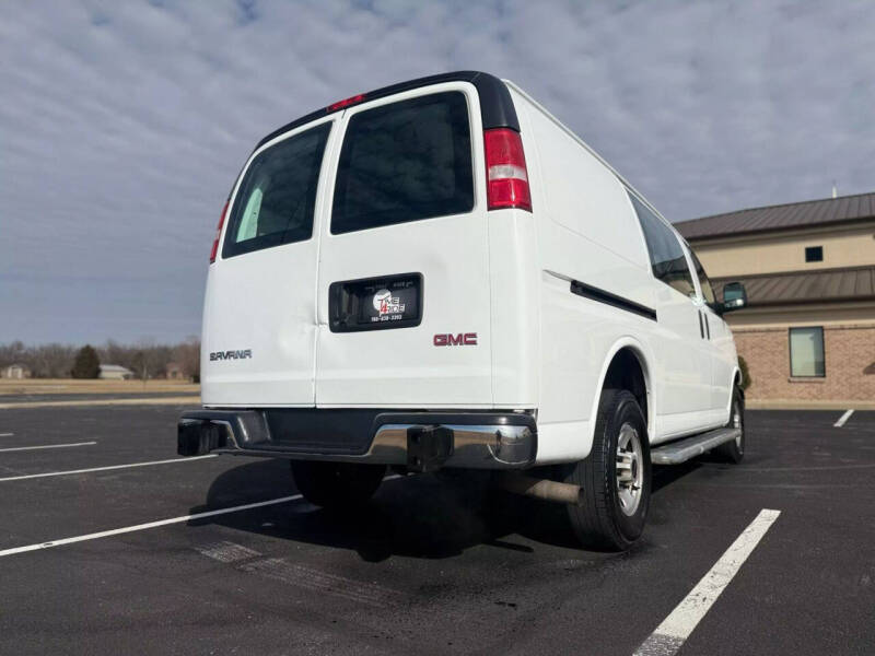 2018 GMC Savana 2500
