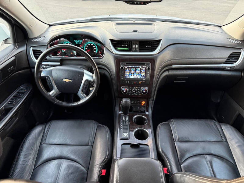 2017 Chevrolet Traverse LT
