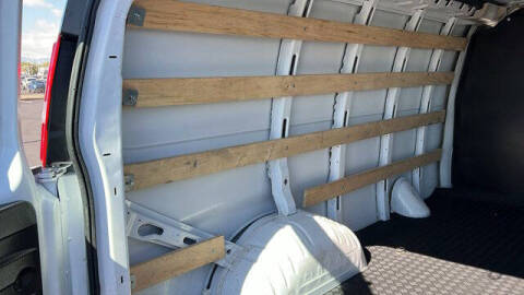 2023 Chevrolet Express 2500