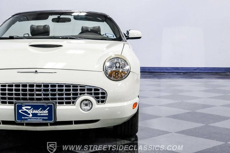 2002 Ford Thunderbird Deluxe