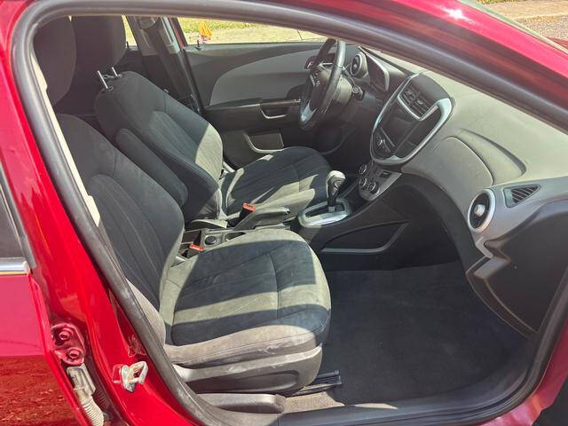 2019 Chevrolet Sonic LT Auto