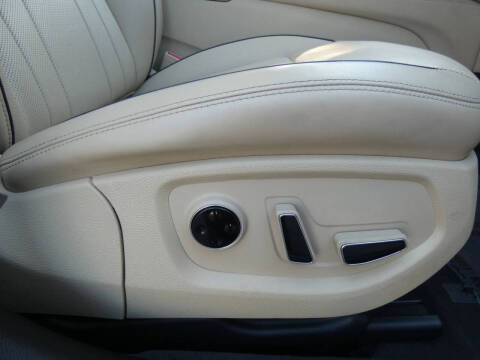 2015 Hyundai Genesis