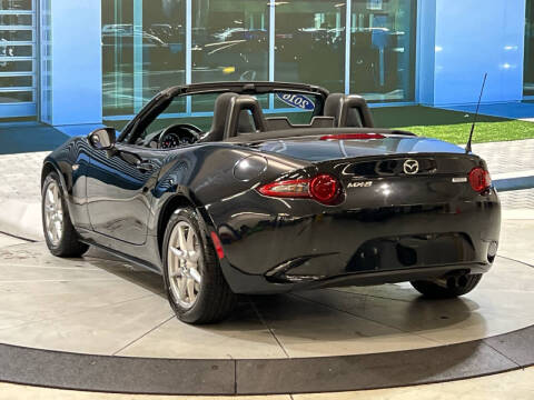 2016 Mazda MX-5 Miata Sport