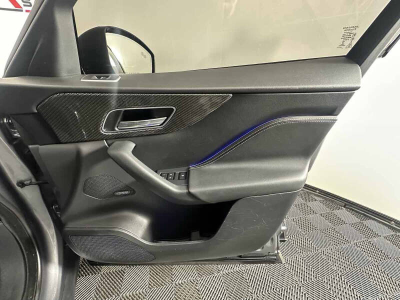 2020 Jaguar F-PACE SVR